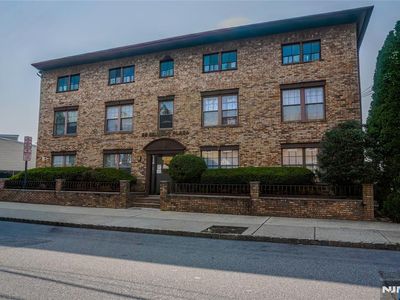 22 Belmont Ave APT A1