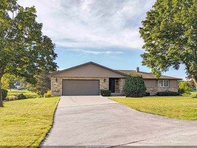 W4935 Sunset Lake Ct
