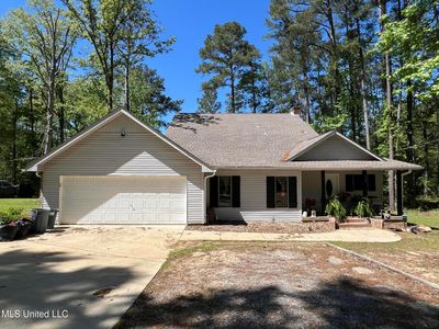 110 Hawks Nest Cv