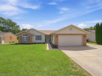 3877 N Lake Shore Dr