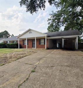 6382 Trafalgar Rd