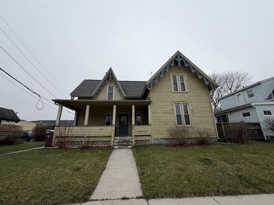 309 Broadway STREET