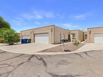 1720 S Traub Dr