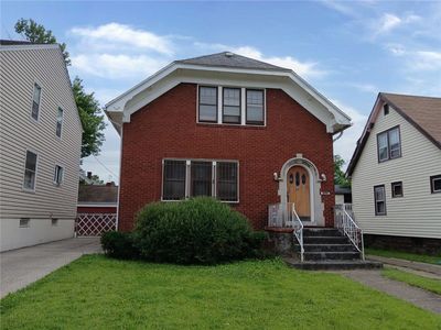49 Mercer Ave