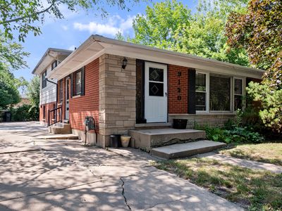 Property at 9120 E Prairie Rd, Evanston, IL