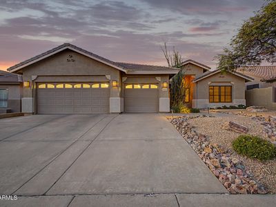 4614 E MOLLY Lane