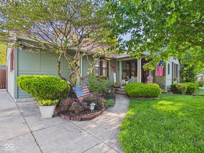 Property at 318 Vasbinder Dr, Chesterfield, IN