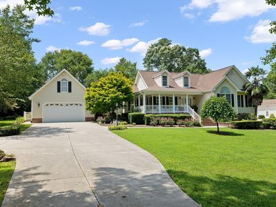 15 Winter Woods Dr