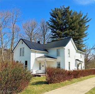 Property at 438 N 10th St, Coshocton, OH