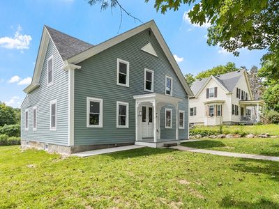 25 Main St