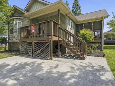 650 Lloyd Huskey Rd