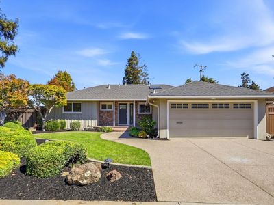 471 Lowell Dr
