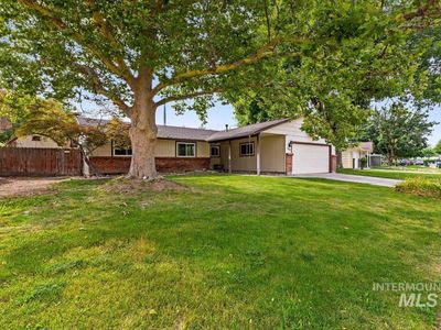 3388 N Buckboard Way