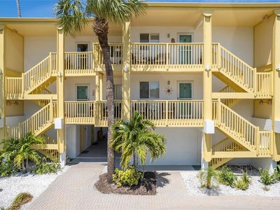 708 Gulf Blvd APT D