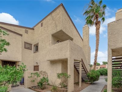 5049 Spencer St Unit A