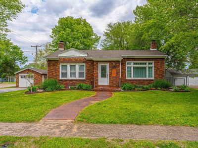 Property at 166 E Hamilton St, Warrensburg, IL
