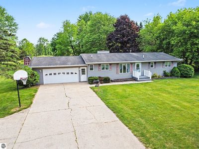 305 W Remus Rd