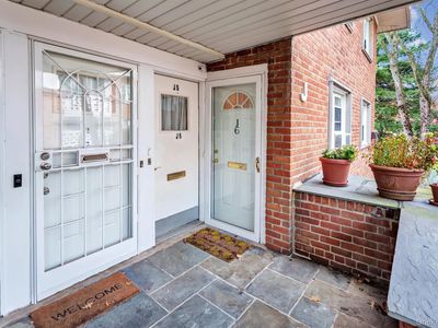 200 S Middle Neck Road #J-6