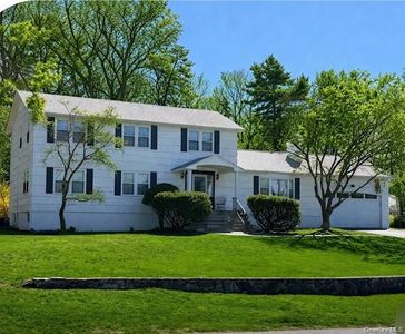19 Laurel Hill Road