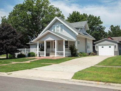 Property at 622 5th St, Allison, IA