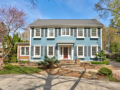 9 Benton Rd