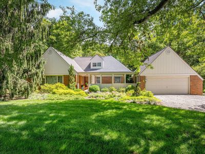 1350 Carriage Rd