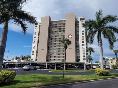7300 SUN ISLAND DRIVE S #701