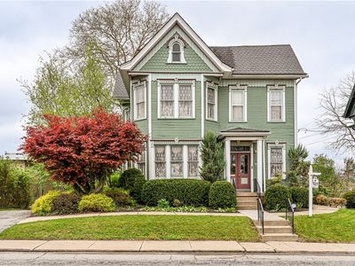 356 N Main St