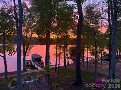 1017 Peninsula Dr