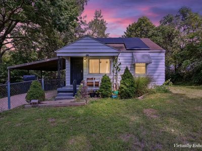 288 N Oakley Ave