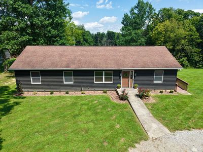 5454 Botts Ln