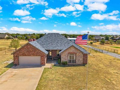 278 NE Coyote Dr