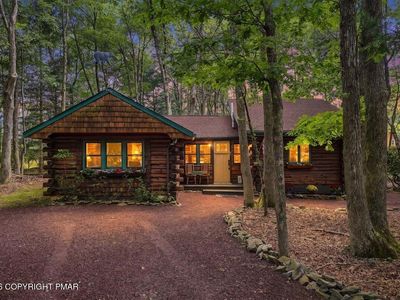 96 Hawthorne Dr