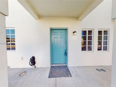 618 SW 2nd Pl BUILDING 10-60