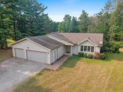 Property at 5808 Lade Beach Rd, Little Suamico, WI
