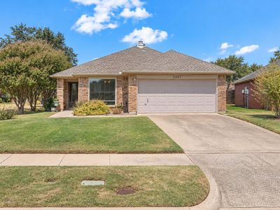 2420 Oakcrest Dr