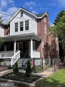 Property at 910 E 20th St, Chester, PA
