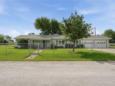 2790 Beaumont Ave