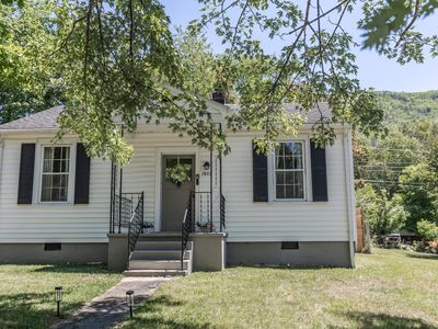 Property at 1932 Hawthorne Ave, Buena Vista, VA