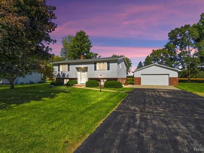 Property at 12785 Cimarron Dr, Birch Run, MI