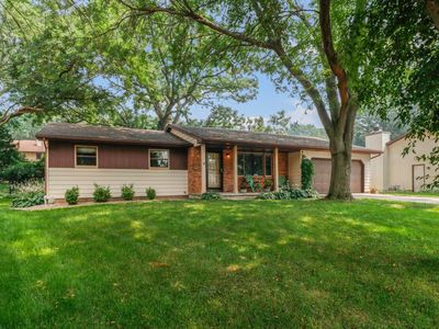 2905 Greenway Trl