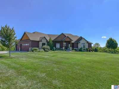 460 Darby Ln