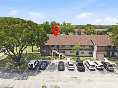 6040 Shakerwood Cir APT 201