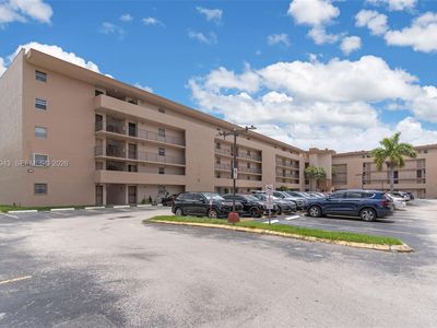 8895 Fontainebleau Blvd APT 207