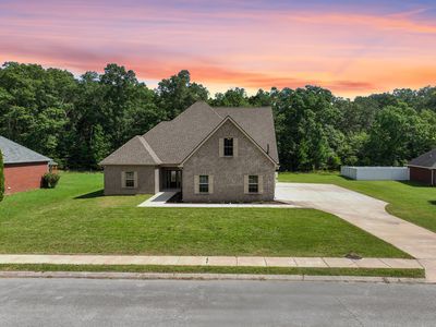 195 Hamilton Ct