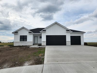 2912 NW Fairfield Ct