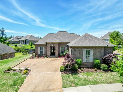 216 Persimmon Ln