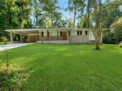 Property at 6677 Songwood Dr, Austell, GA