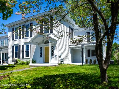 28 Ely Street