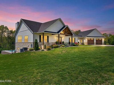 270 Copper Point